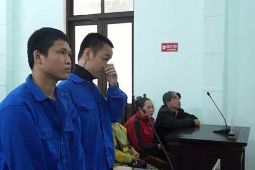 Dùng dao và kéo gây thương tích cho 1 người, 2 nam thanh niên trả giá đắt