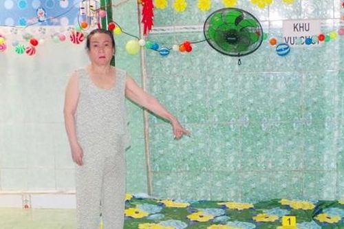 Khởi tố bảo mẫu giữ trẻ tự phát về tội Hành hạ người khác