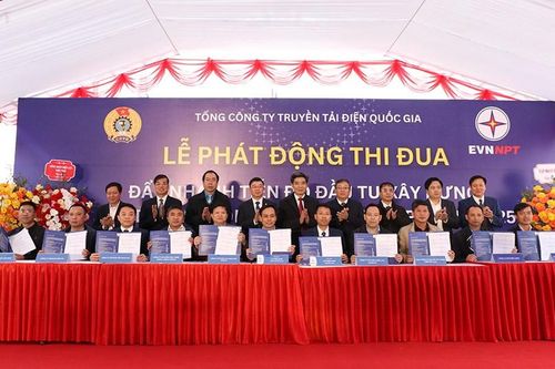 EVNNPT phát động thi đua đưa 3 dự án trọng điểm về đích năm 2025