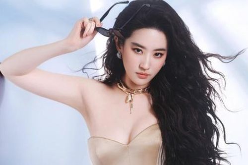 Lưu Diệc Phi ê chề vì cảnh nóng xấu hổ