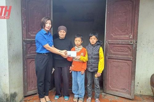 Bí thư đoàn xã hết mình vì công việc