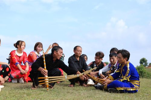 Lấy ý kiến xét tặng danh hiệu 'Nghệ nhân nhân dân', 'Nghệ nhân ưu tú'