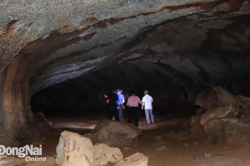 Đề xuất phát triển các tour khám phá hang động núi lửa độc đáo tại Đồng Nai