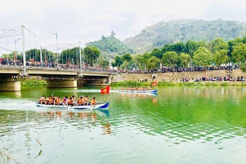 Du lịch Lai Châu hút khách dịp đầu xuân