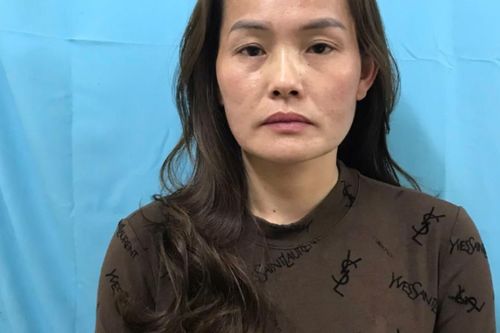 Công an thành phố Lạng Sơn tạm giữ hình sự đối tượng móc túi trộm cắp tài sản tại lễ hội Kỳ Cùng - Tả Phủ