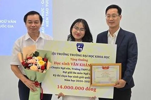Tuyên dương và khen thưởng học sinh giỏi quốc gia
