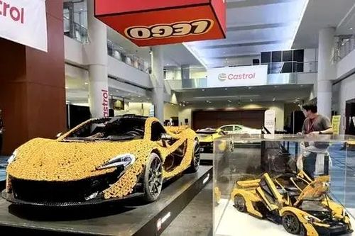 Siêu xe Lego gây sốt tại triển lãm ô tô Canada 2025