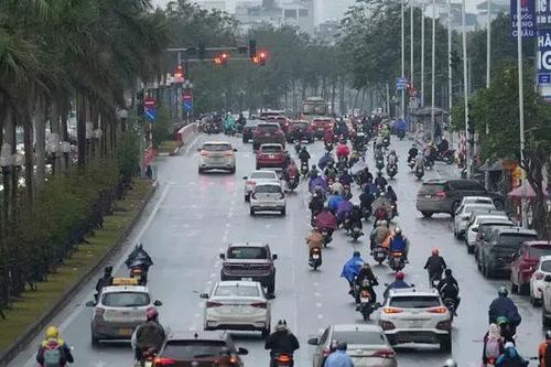 Hà Nội: phân lại luồng, đường 8 làn giảm ùn tắc