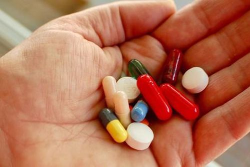 6 loại thuốc gây tăng cholesterol, liệu có nên dừng thuốc?