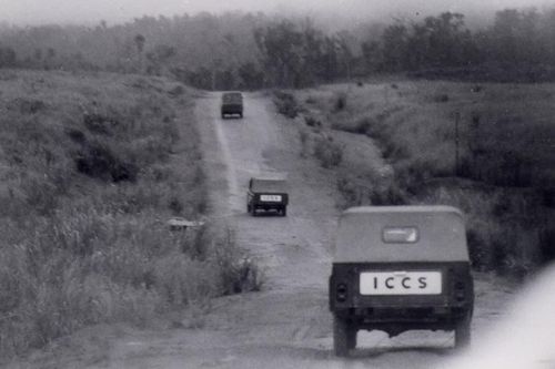 Tiếp nhận bộ ảnh tư liệu về Việt Nam những năm 1969 – 1974
