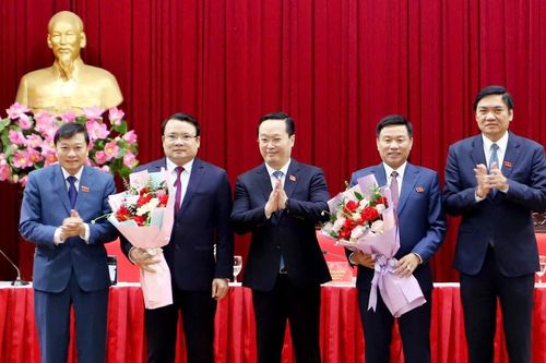 Nghệ An có thêm hai Phó Chủ tịch UBND tỉnh