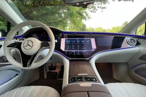 Sếp Mercedes-Benz cho rằng màn hình to không phải chuẩn xe sang