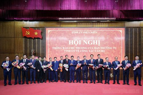 Điện Biên: 14 cán bộ lãnh đạo, quản lý nghỉ hưu trước tuổi; bổ nhiệm, giới thiệu 37 nhân sự ứng cử chức vụ mới