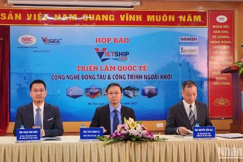Gần 200 gian hàng tham gia Triển lãm Vietship