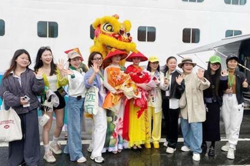 2.400 khách du lịch tàu biển đến Đà Nẵng