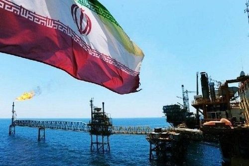 Siết vòng vây trừng phạt, Mỹ nhắm vào dầu mỏ của Iran, 'gọi tên' 30 cá nhân và tàu thuyền có liên quan