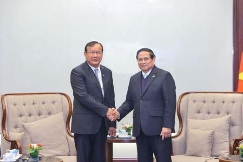Việt Nam - Campuchia: Chú trọng tăng cường kết nối cơ sở hạ tầng, giao thông đường bộ, đường sắt, đường biển