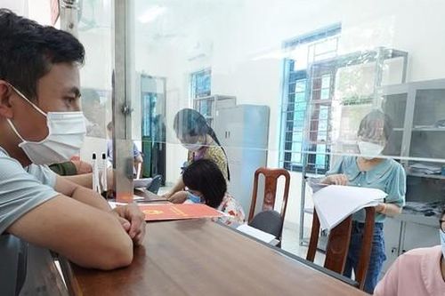Khốn khổ với thủ tục hành chính cấp huyện
