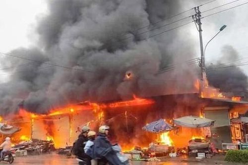 Nguyên nhân cháy chợ ở Tuyên Quang khiến nhiều tiểu thương mất trắng