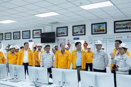 Thúc đẩy phát triển Cụm Khí - Điện - Đạm Cà Mau thành một trung tâm công nghiệp - năng lượng trọng điểm
