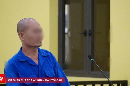 Dùng dao tấn công thuyền trưởng để trả thù