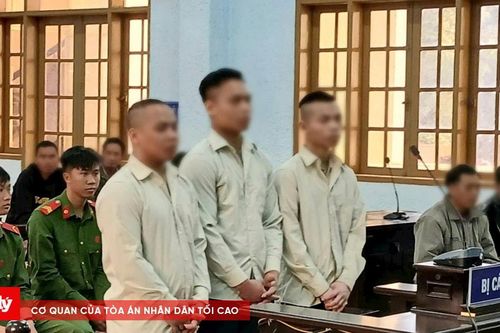 Rủ bạn đi đánh đối thủ vì ghen tuông