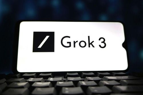'Đổ xô' sử dụng Grok sau khi Grok 3 ra mắt
