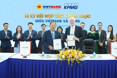 Vietbank kí hợp tác chiến lược với KPMG