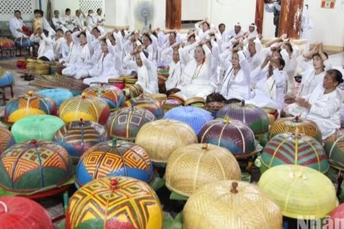Đồng bào Chăm ở tỉnh Ninh Thuận vui đón Tết cổ truyền Ramưwan