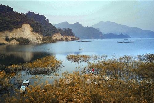 Du lịch Hòa Bình - điểm đến đẹp nhất thế giới