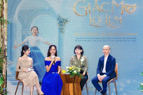 Hoa hậu H'Hen Niê truyền cảm hứng cho các bé gái xây dựng cuộc sống tốt đẹp hơn