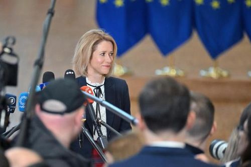 EU dỡ bỏ trừng phạt Syria, đưa ra cảnh báo quan trọng