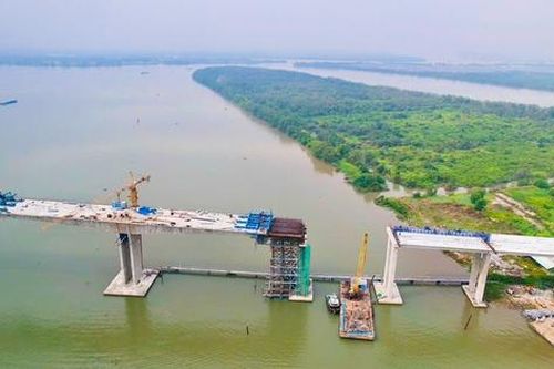 Cận cảnh cầu Nhơn Trạch kết nối Vành đai 3 Tp.HCM trước giờ hợp long nhịp cuối