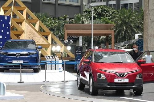 VCCI đồng thuận kéo dài thời hạn miễn 100% phí trước bạ với xe điện