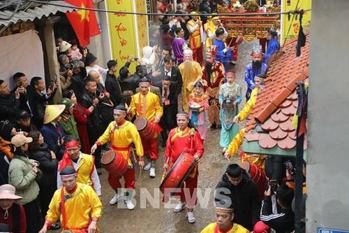 Về miền Kinh Bắc dự lễ hội làng Thổ Hà