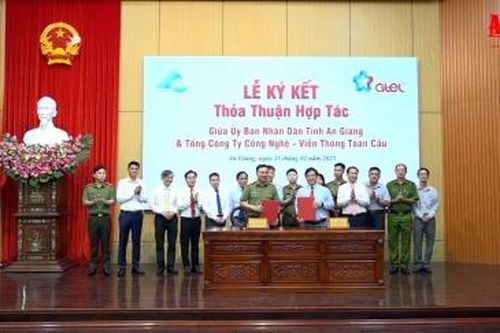 UBND tỉnh An Giang ký kết hợp tác với Tổng Công ty Công Nghệ - Viễn thông Toàn cầu (GTEL)