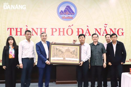 Đà Nẵng chia sẻ kinh nghiệm tổ chức Tuần lễ cấp cao APEC với tỉnh Kiên Giang