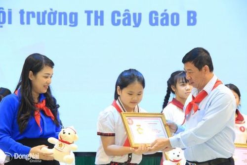 Huyện Vĩnh Cửu tuyên dương 150 đại biểu Cháu ngoan Bác Hồ tiêu biểu