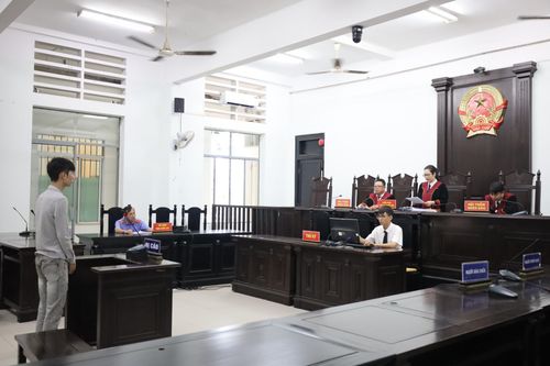 Không giảm án cho bị cáo gây rối trật tự công cộng