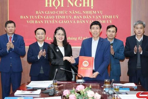 Ban Tuyên giáo và Dân vận Tỉnh ủy Sơn La nhận bàn giao chức năng, nhiệm vụ
