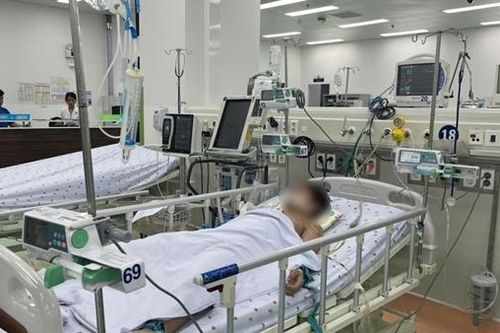 Vụ cháy tiệm bánh kem lúc rạng sáng: Nhiều bệnh nhân phải thở máy