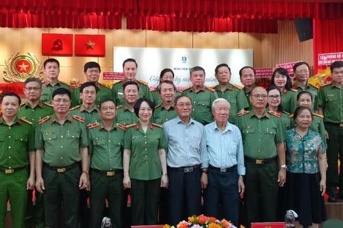 Bệnh viện 30-4 đẩy mạnh chuyển đổi số, chăm sóc sức khỏe tốt cán bộ và nhân dân
