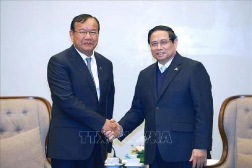 Thủ tướng Phạm Minh Chính tiếp Phó Thủ tướng Lào và Phó Thủ tướng Campuchia