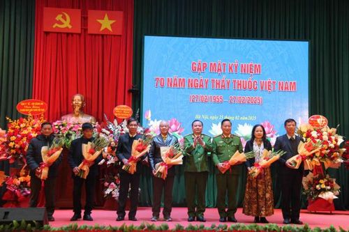 Gặp mặt cán bộ y tế lực lượng Cảnh sát trại giam