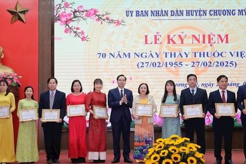 Chương Mỹ tôn vinh 60 tập thể, cá nhân tiêu biểu ngành Y tế
