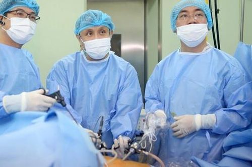 Y tế miền Trung khẳng định vị thế là một trụ cột quan trọng của hệ thống y tế quốc gia