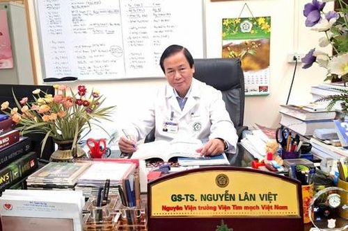 GS.TS. Nguyễn Lân Việt: 'Nếu có kiếp sau tôi vẫn muốn được làm bác sĩ'