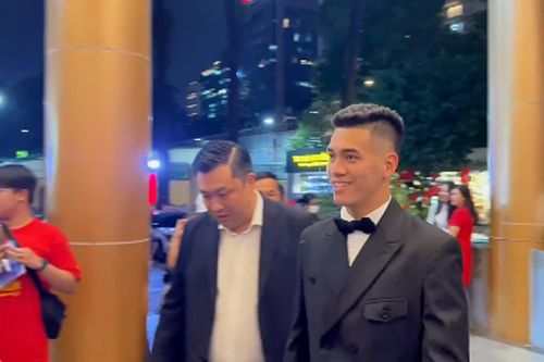 Tiến Linh, Xuân Son khuấy động Gala Quả bóng vàng Việt Nam