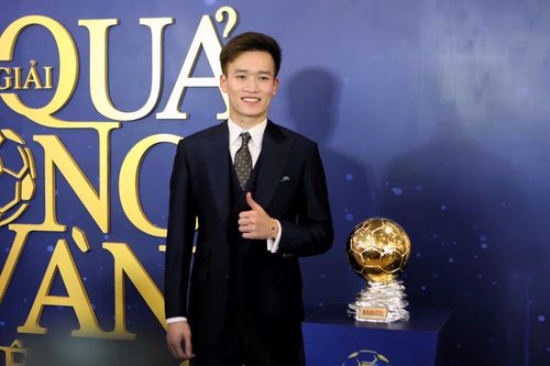 Dàn sao tuyển Việt Nam rạng rỡ tại gala Quả bóng Vàng