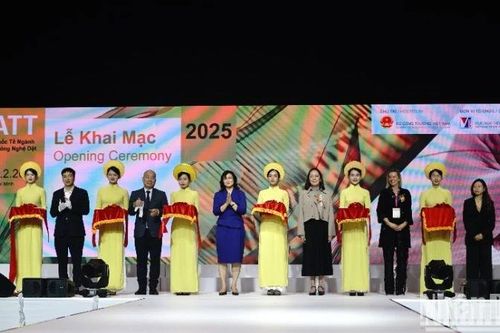 Hơn 400 doanh nghiệp trong nước và quốc tế tham gia Triển lãm VIATT 2025